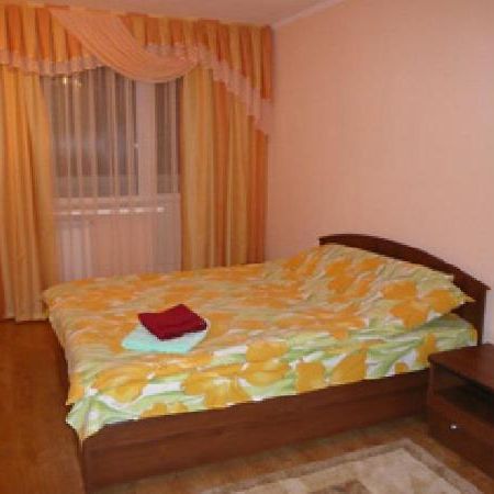 Lux Apartment Вокзал. Надежды Алексеенко 30 دنيبروبيتروفسك المظهر الخارجي الصورة