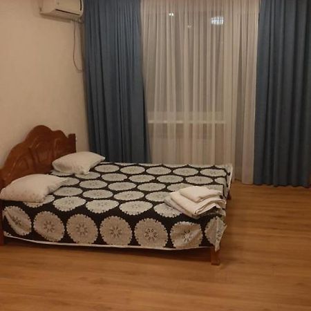 Lux Apartment Вокзал. Надежды Алексеенко 30 دنيبروبيتروفسك المظهر الخارجي الصورة